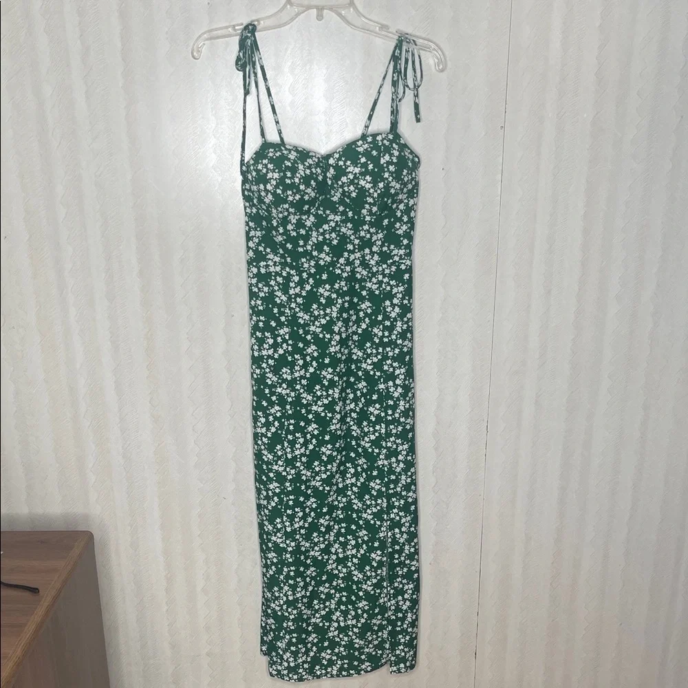 ❤️ 🆕 SHEIN Chiquease Tie Shoulder High Split Ditsy Floral Dress Size Medium